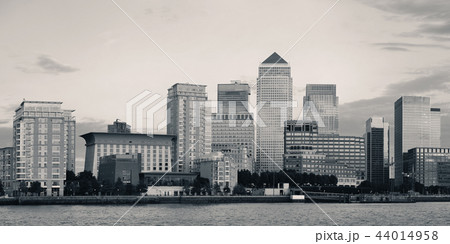 London Canary Wharf London Canary Wharf 44014958