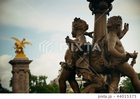 Alexandre III bridge Alexandre III bridge 44015375