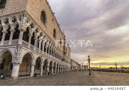 Venice Italy, sunrise skyline at Saint Mark Square 44016487
