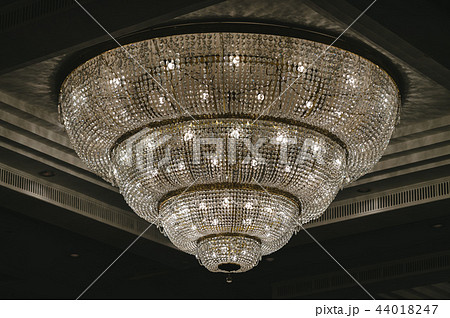 Crystal chandelier Crystal chandelier 44018247