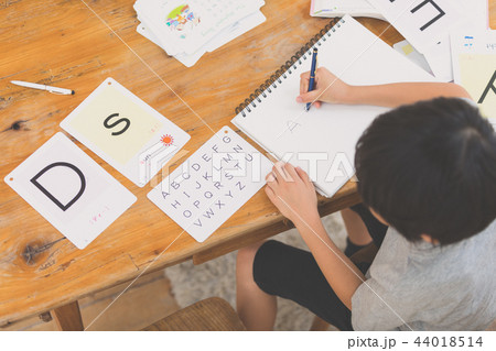 勉強 44018514