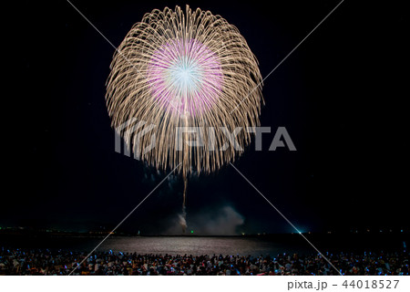 福井県　三国花火大会　最大の二尺玉 44018527