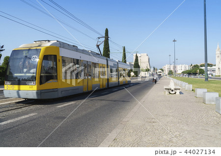電車 リスボン ポルトガル 44027134
