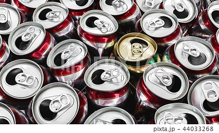 Close up picture of empty aluminium can Close up picture of empty aluminium can 44033268