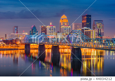 Louisville, Kentucky, USA Skyline 44034212