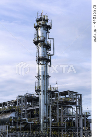fluid catalytic cracking unit fluid catalytic cracking unit 44035878