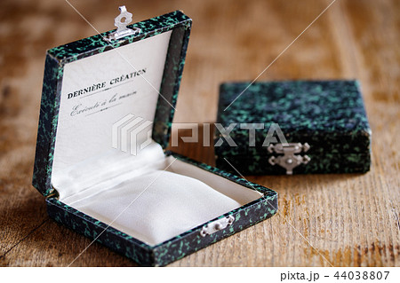 空のケース 44038807