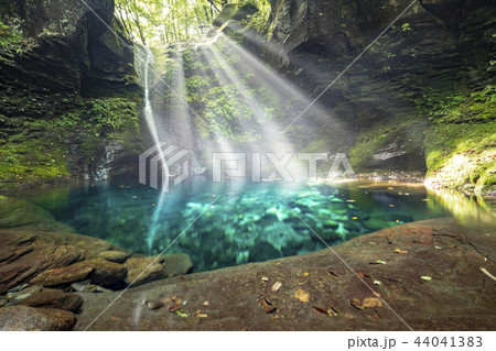 おしらじの滝 44041383