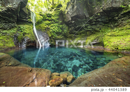 おしらじの滝 44041389