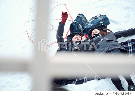 雪国の女子高生 44042947