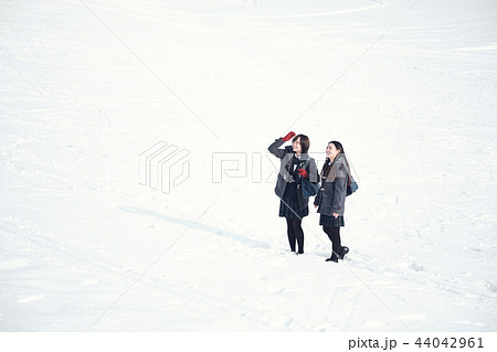 雪国の女子高生 雪国の女子高生 44042961