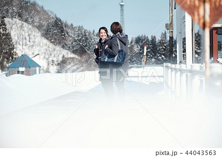 雪国の女子高生 44043563