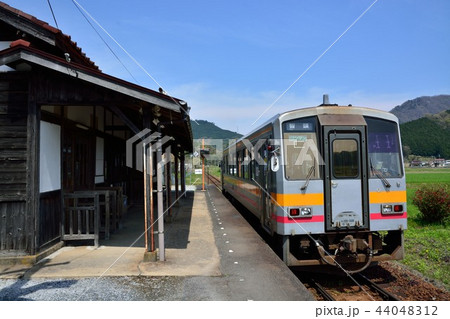 因美線　美作滝尾駅 44048312