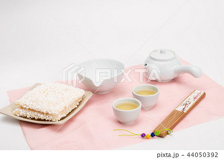 次 茶 お菓子 44050392