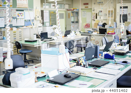 学校イメージ(職員室) 学校イメージ(職員室) 44051402