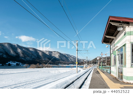 冬の大糸線（稲尾駅） 44052522