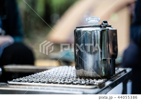 キャンプとヤカン 44055386