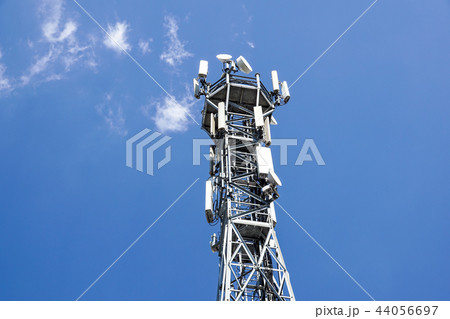 Antenna tower,antenna tower building with the blue sky. Close-up of the antenna building with the Antenna tower,antenna tower building with the blue sky. Close-up of the antenna building with the 44056697