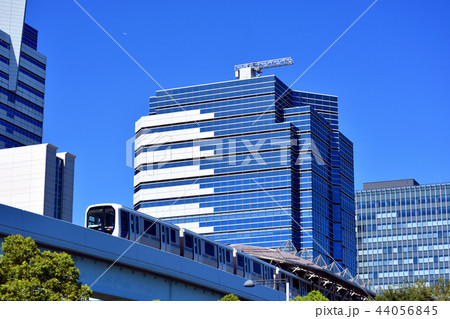 国際展示場正門前駅を出発するゆりかも 44056845