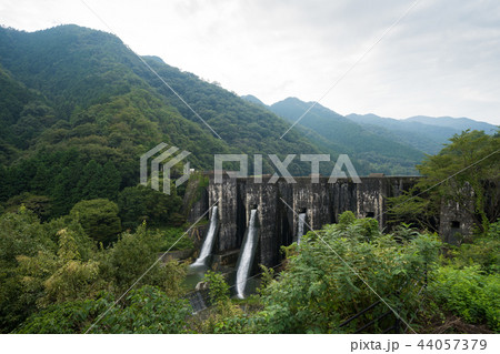 豊稔池堰堤(豊稔池ダム) 香川県観音寺市 豊稔池堰堤(豊稔池ダム) 香川県観音寺市 44057379