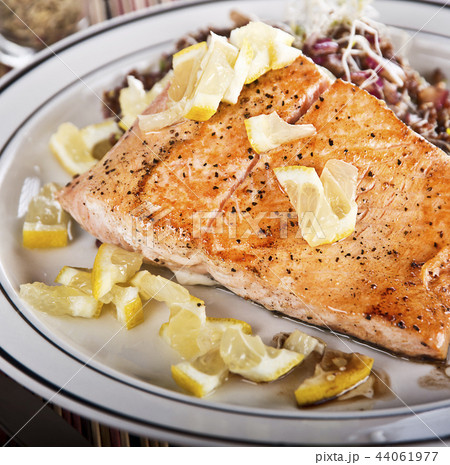 Grilled Salmon with Lemon Grilled Salmon with Lemon 44061977