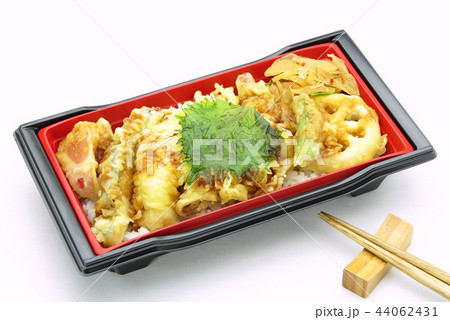 真穴子と彩り野菜の天重 44062431