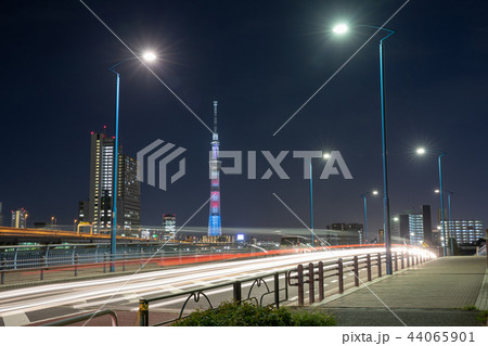 夜景 南千住から東京スカイツリーを望む 夜景 南千住から東京スカイツリーを望む 44065901
