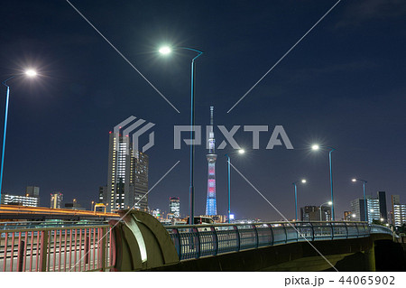 夜景 南千住から東京スカイツリーを望む 夜景 南千住から東京スカイツリーを望む 44065902