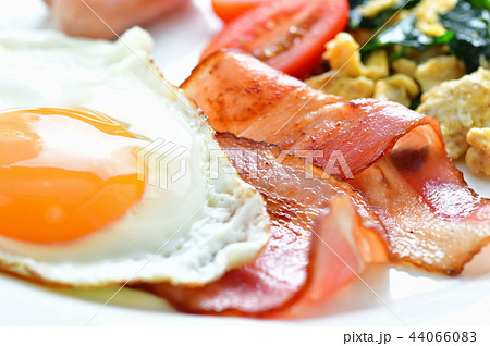 ベーコンエッグ ベーコンエッグ 44066083