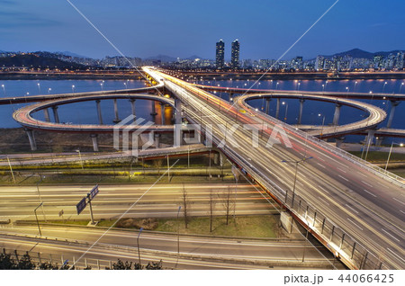 川 河 道路 44066425