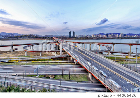 オリンピック大路 ソウル 聖水大橋 44066426