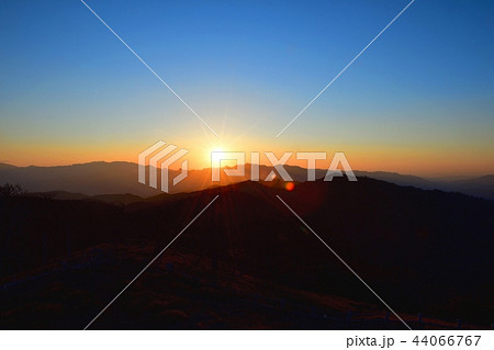 大台ケ原山で見た夕日 44066767