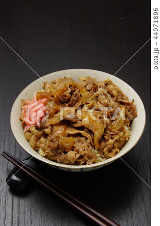 牛丼 牛丼 44071896
