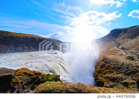 滝と水煙 滝と水煙 44076006