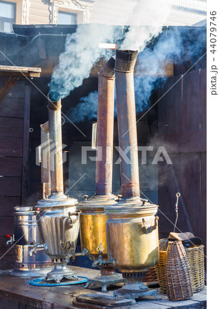 Samovars with chimney and smoke 44079746