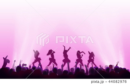 ライブ会場とオーディエンス ライブ会場とオーディエンス 44082976