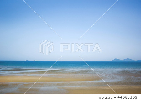 海水浴場 海 季節 44085309