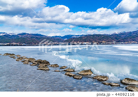 諏訪湖　御神渡り 44092116