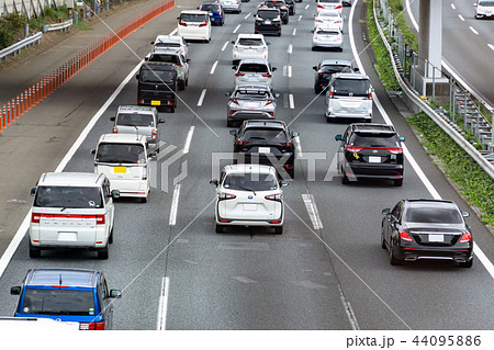 交通渋滞イメージ　高速道路 44095886