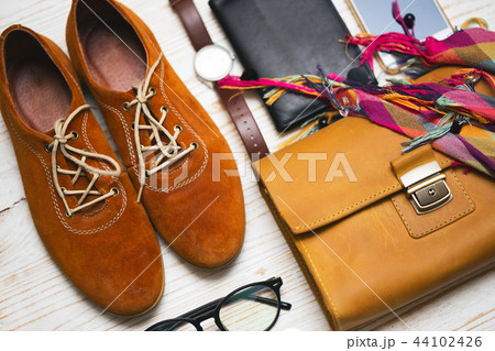 the contents of the female handbag 44102426