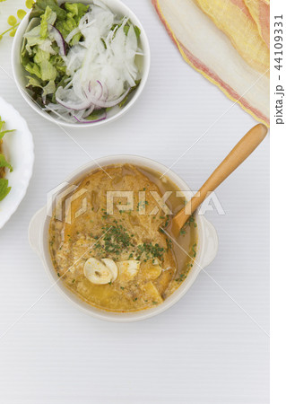 にんにくスープ 44109331