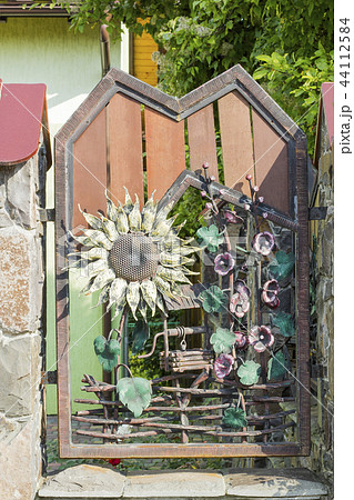 Metal fence element with forging, Ukrainian style Metal fence element with forging, Ukrainian style 44112584