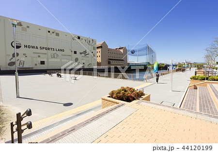 名古屋市港区都市風景 港北運河 水上バス船着場 ららぽーと名古屋みなとアクルス前 名古屋市港区都市風景 港北運河 水上バス船着場 ららぽーと名古屋みなとアクルス前 44120199