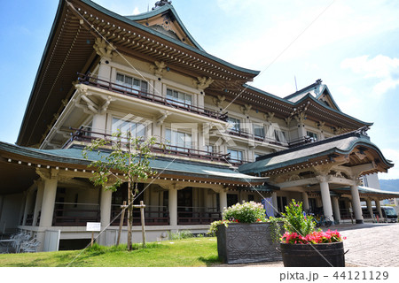 よく晴れた日のびわ湖大津館全景(2) よく晴れた日のびわ湖大津館全景(2) 44121129