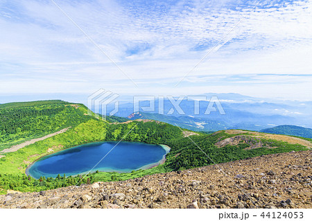 秋空と五色沼 44124053