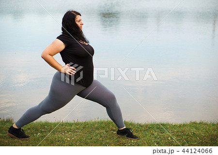 Woman training legs getting ready for run 44124066