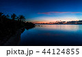 サンセットビーチ。夕焼けが、鏡のように静かな海面に映える。ヤップ島、ミクロネシア連邦 44124855