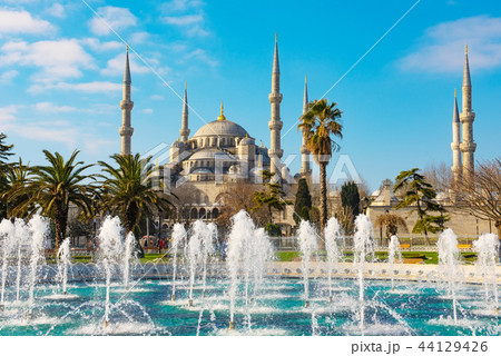 Blue Mosque in Istanbul Blue Mosque in Istanbul 44129426
