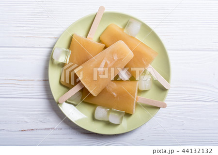 homemade peach popsicle 44132132