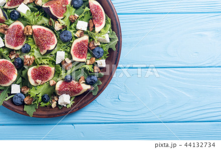 Figs salad with cheese Figs salad with cheese 44132734